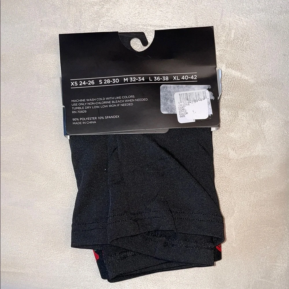 Brooklyn Cloth Black Boxer Briefs with Red Rose Design - Picture 3 of 4